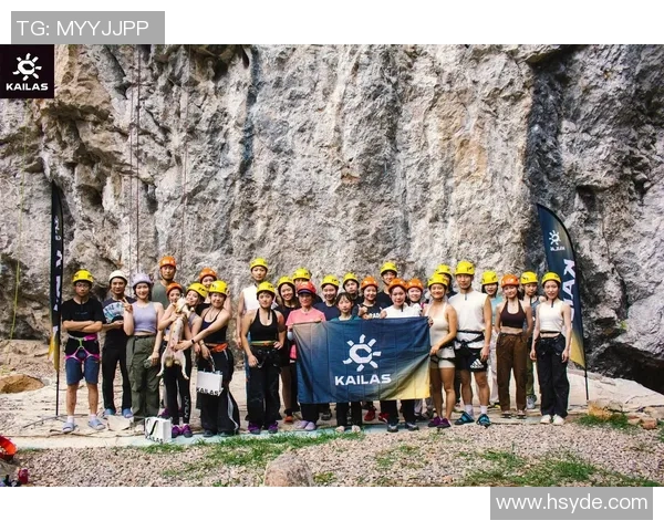 武汉攀岩队技术探讨与训练经验分享的深度剖析与展望 武汉攀岩队技术探讨与训练经验分享的深度剖析与展望